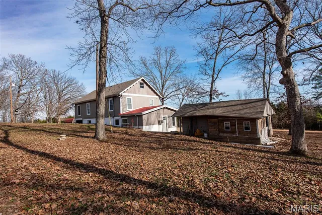 $189,900 | 234 South Melody Drive, Leslie, MO 63056