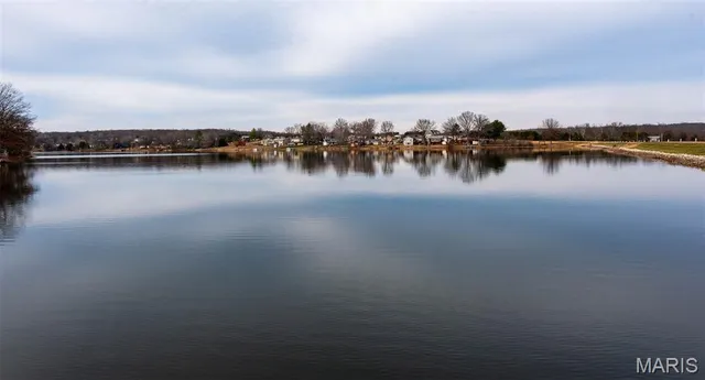 $179,900 | 234 South Melody Drive, Leslie, MO 63056