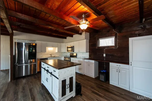 $189,900 | 234 South Melody Drive, Leslie, MO 63056