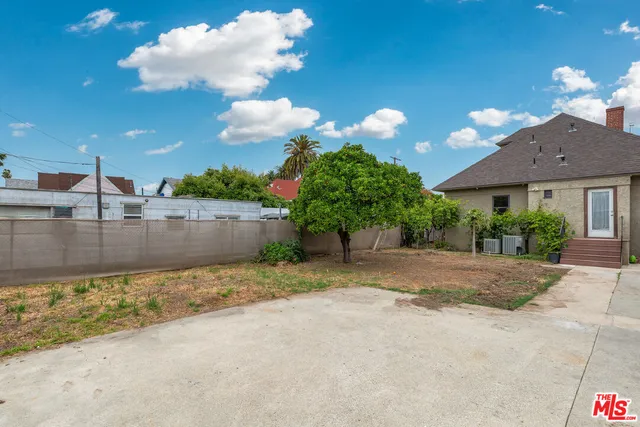 $1,250,000 | 1492 West 28th Street, Los Angeles, CA 90007