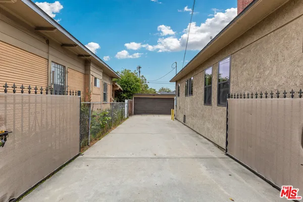 $1,250,000 | 1492 West 28th Street, Los Angeles, CA 90007