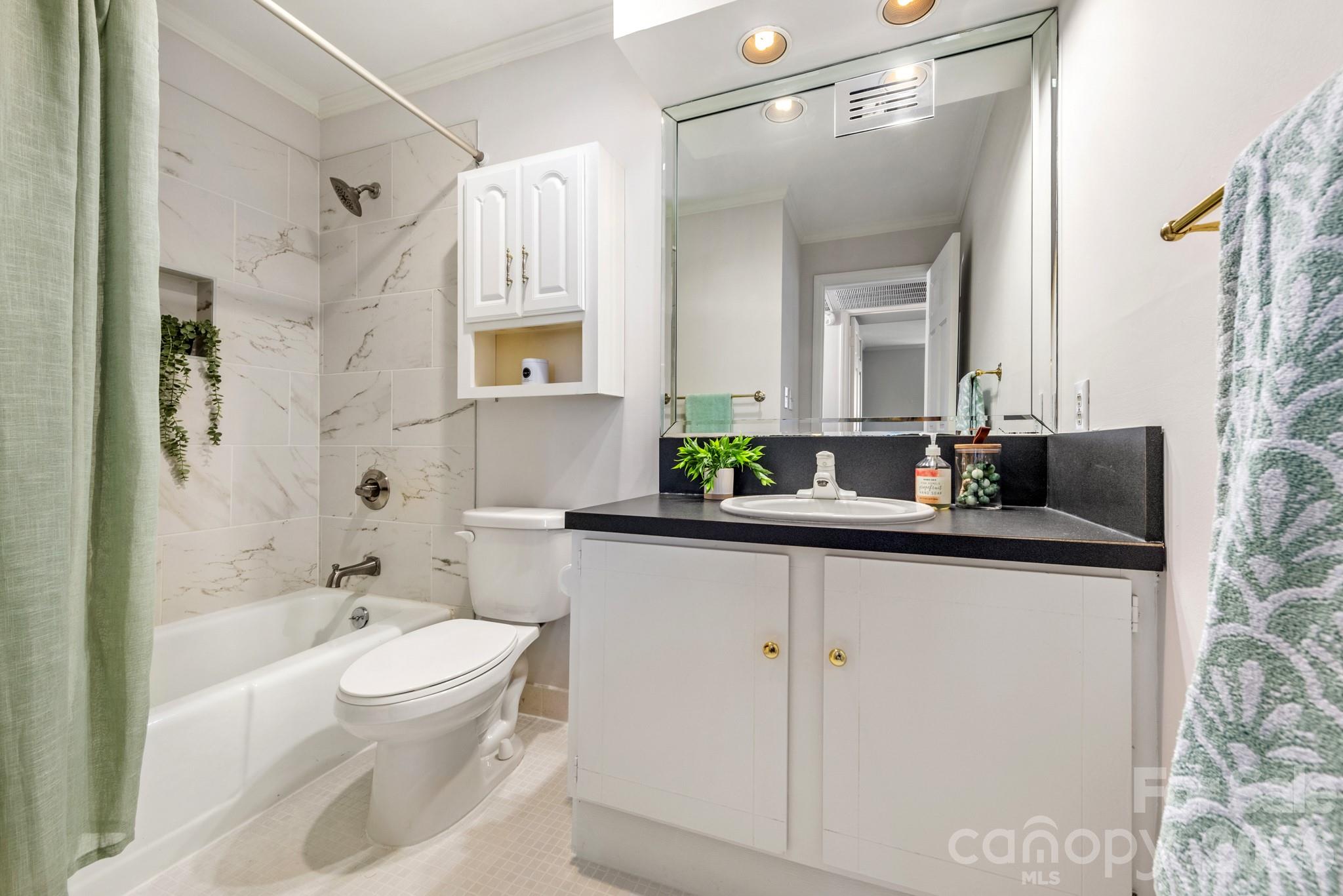 1323 Queens Road, Unit 321 Charlotte, NC 28207 - Photo 20 of 30