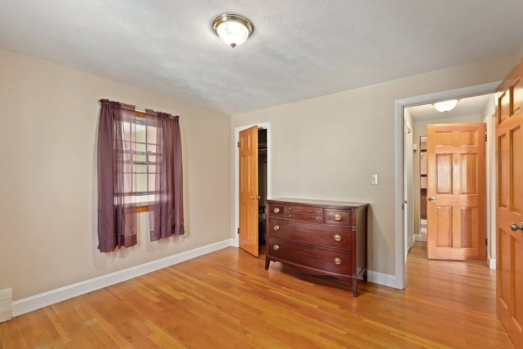 72 Nichols Road Malden, MA 02148 - Photo 21 of 37 Gallery Image 21