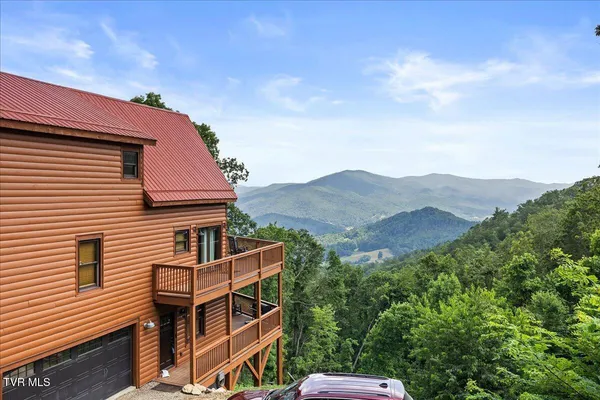 $599,000 | 4014 Callalantee Drive, Mountain City, TN 37683