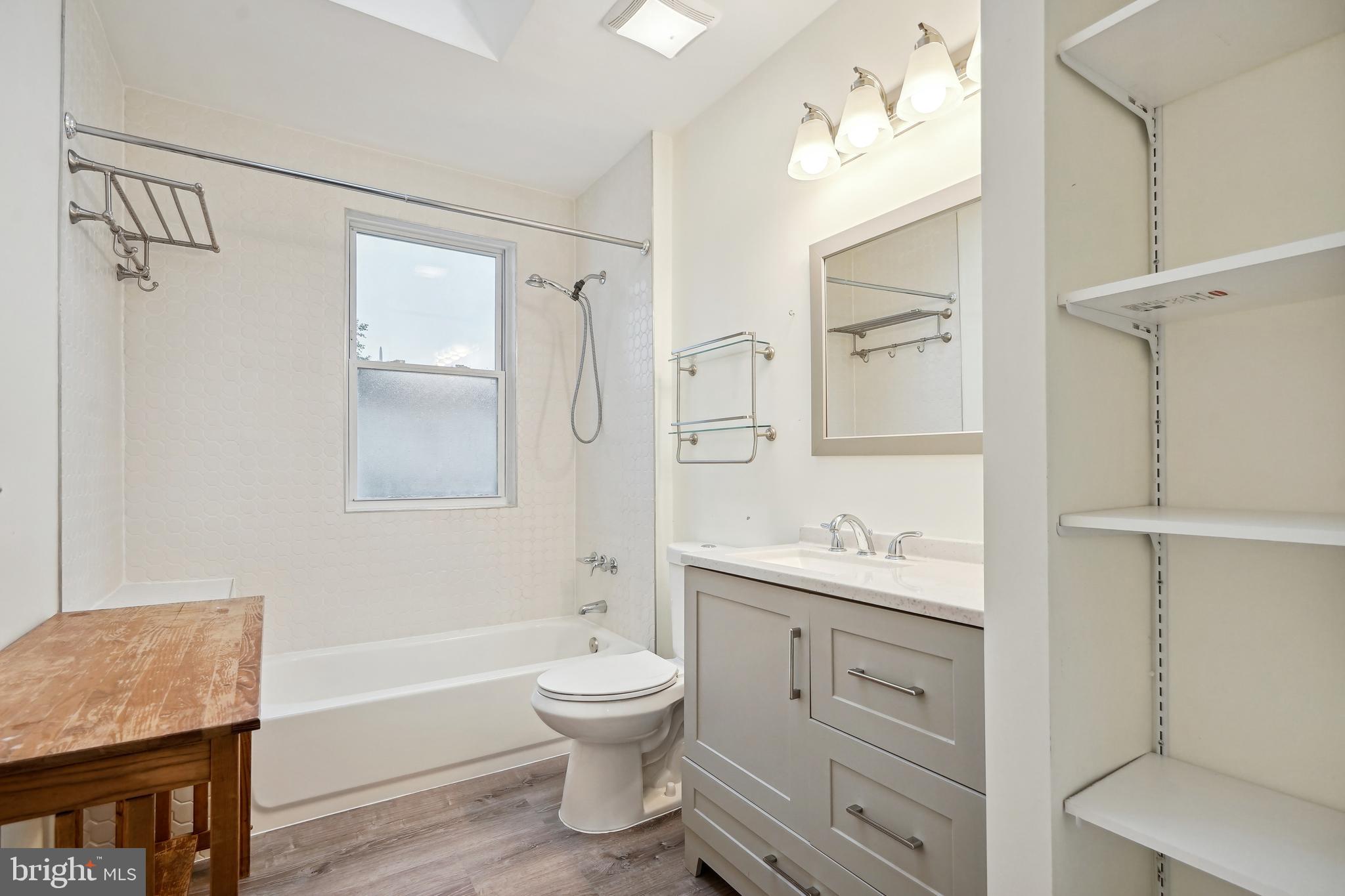 48 R Street Northwest Washington, DC 20001 - Photo 13 of 24