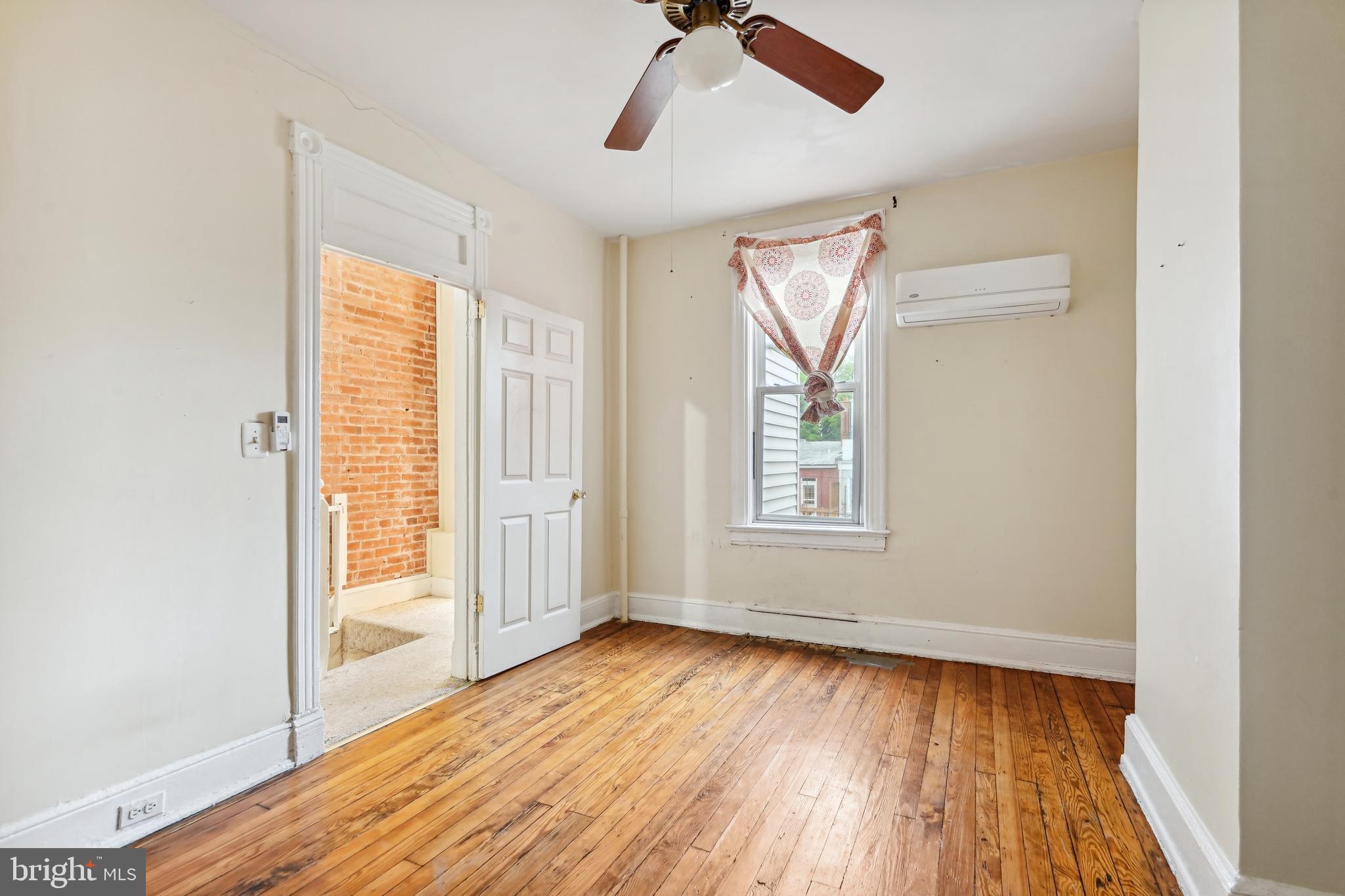 48 R Street Northwest Washington, DC 20001 - Photo 14 of 24 Bedroom 2
