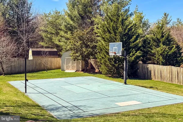 $5,200 | 43884 Loganwood Court, Ashburn, VA 20147