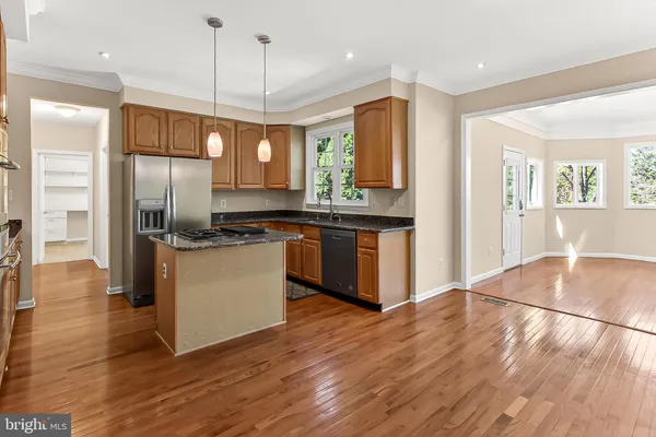 $5,200 | 43884 Loganwood Court, Ashburn, VA 20147