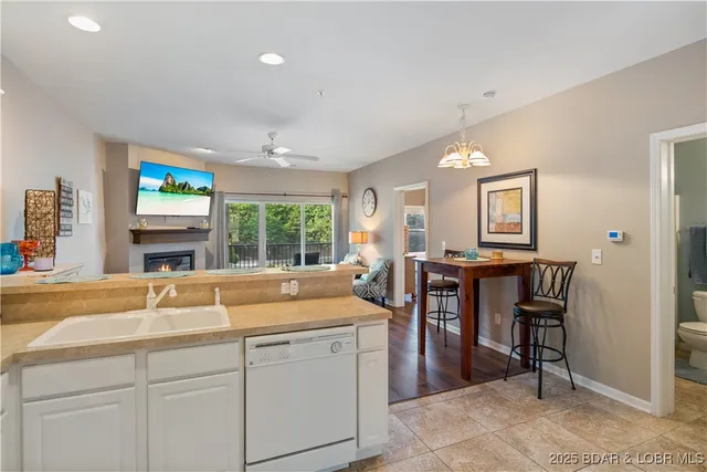 $245,000 | 464 Cedar Heights Drive, Unit 1B, Camdenton, MO 65020