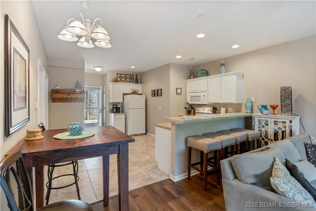 $245,000 | 464 Cedar Heights Drive, Unit 1B, Camdenton, MO 65020