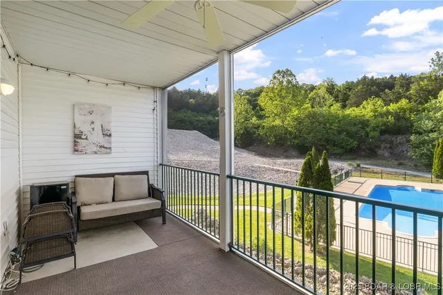 $245,000 | 464 Cedar Heights Drive, Unit 1B, Camdenton, MO 65020