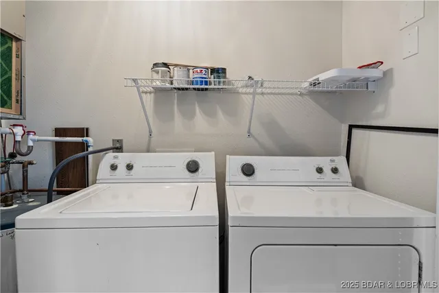 $245,000 | 464 Cedar Heights Drive, Unit 1B, Camdenton, MO 65020