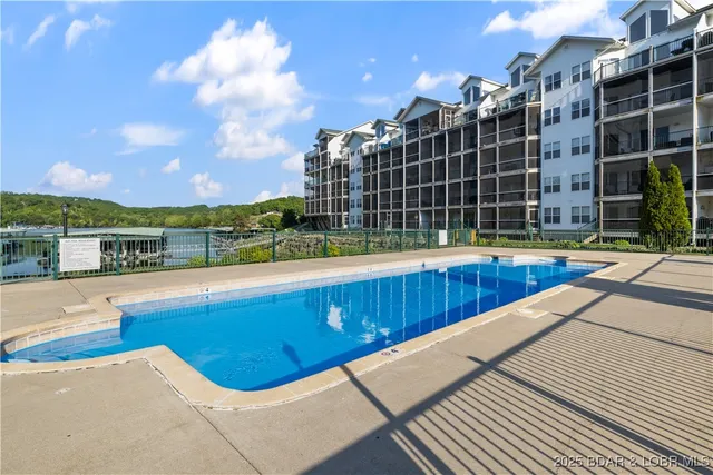 $245,000 | 464 Cedar Heights Drive, Unit 1B, Camdenton, MO 65020
