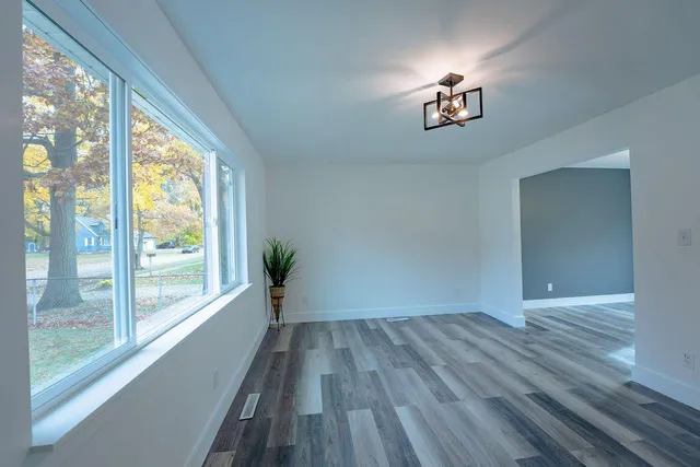 $249,900 | 1449 Leonard Avenue, Muskegon, MI 49442