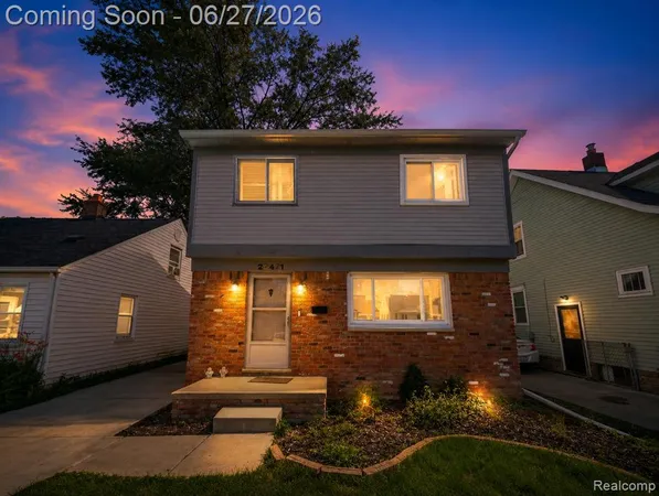 $175,000 | 20471 Hollywood Street, Harper Woods, MI 48225