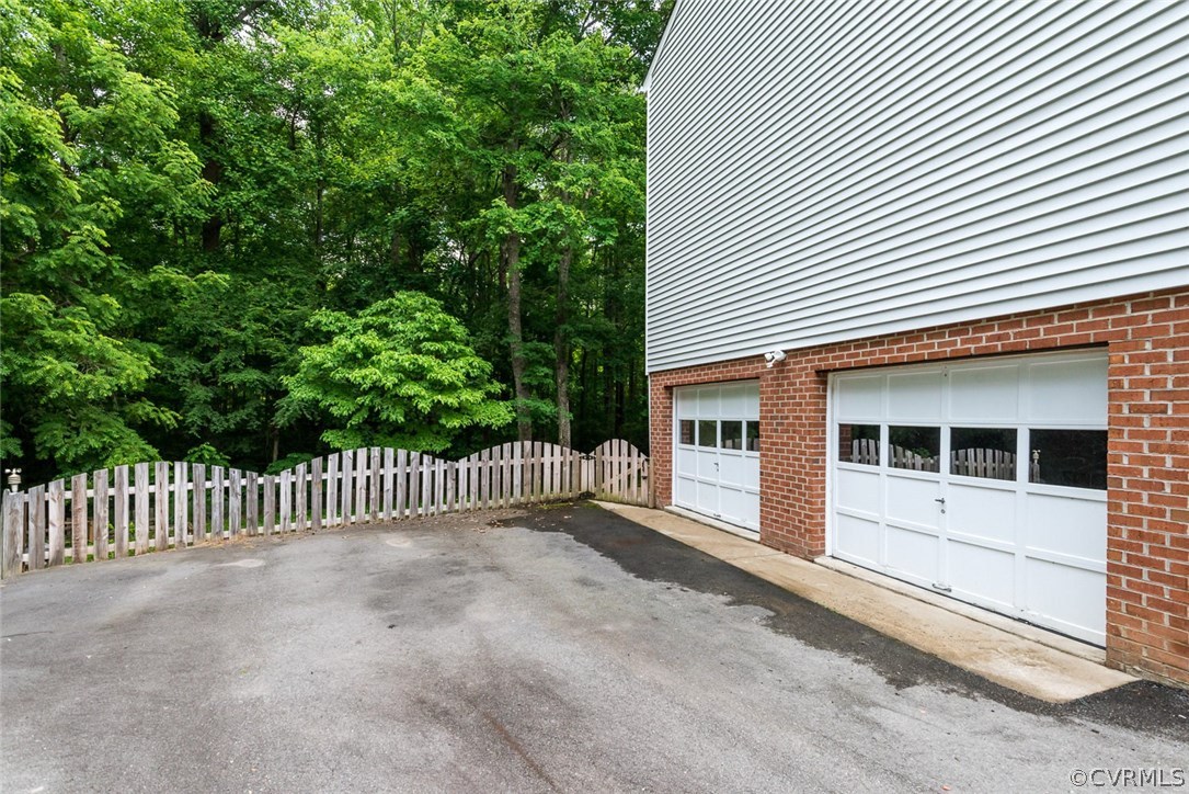 10801 Spring Mill Road Chesterfield, VA 23236 - Photo 23 of 24 Gallery Image 23