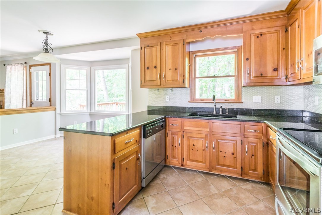 10801 Spring Mill Road Chesterfield, VA 23236 - Photo 5 of 24 Gallery Image 5