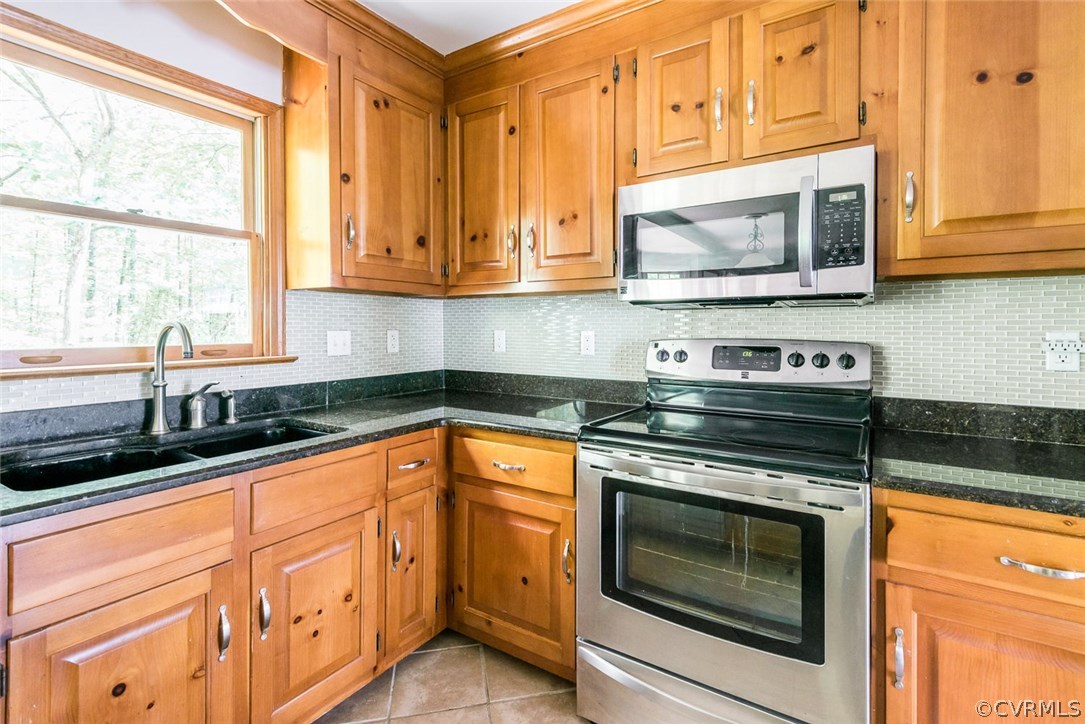 10801 Spring Mill Road Chesterfield, VA 23236 - Photo 6 of 24 Gallery Image 6