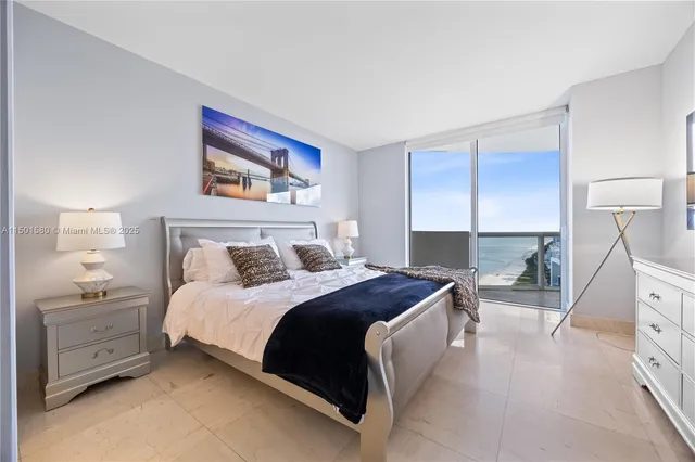 $9,000 | 6365 Collins Avenue, Unit 4106, Miami Beach, FL 33141