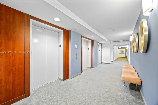 $9,000 | 6365 Collins Avenue, Unit 4106, Miami Beach, FL 33141