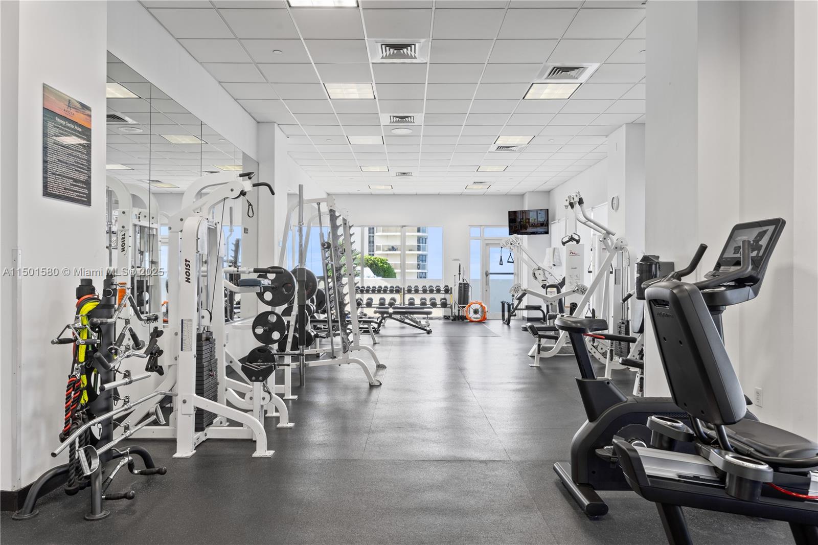 6365 Collins Avenue, Unit 4106 Miami Beach, FL 33141 - Photo 31 of 45