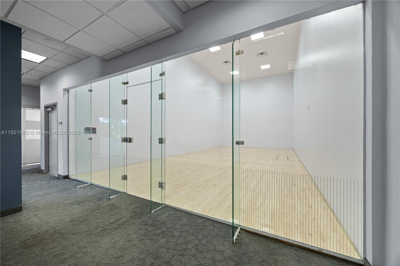 6365 Collins Avenue, Unit 4106 Miami Beach, FL 33141 - Photo 38 of 45