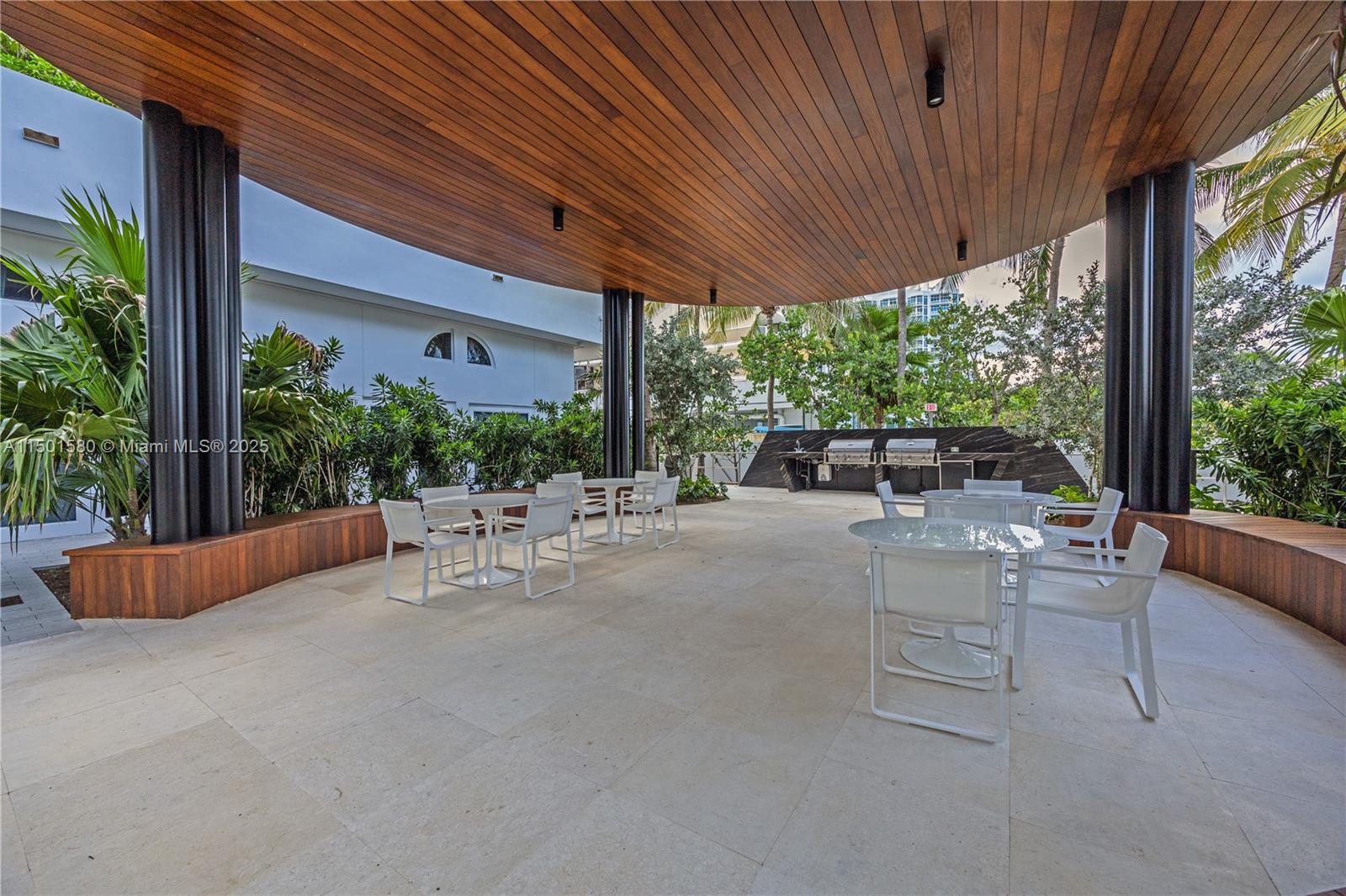 6365 Collins Avenue, Unit 4106 Miami Beach, FL 33141 - Photo 42 of 45