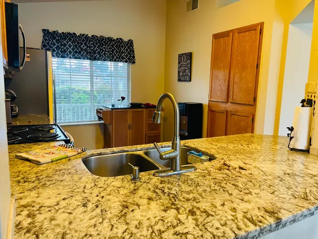 $485,000 | 2873 Mitchell Avenue, Clovis, CA 93611