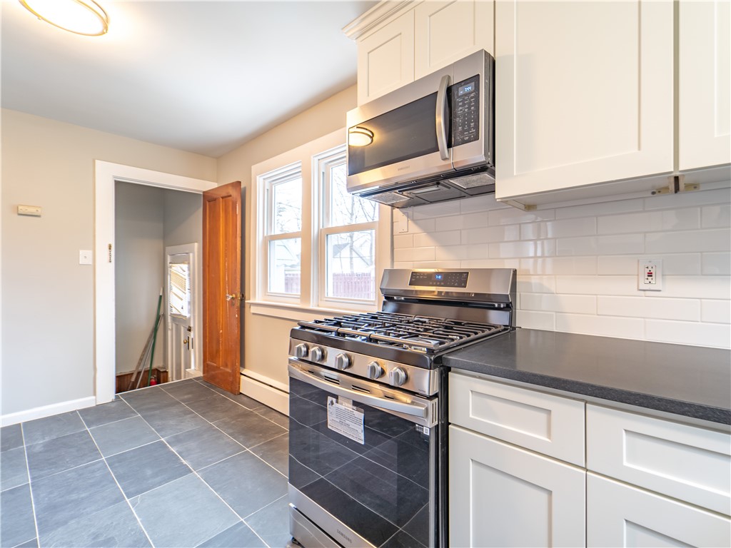 38 Elgrove Road Irondequoit, NY 14617 - Photo 7 of 26