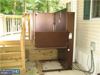 3 Edgewood Drive Cream Ridge, NJ 08514 - Photo 11 of 12 Gallery Image 11