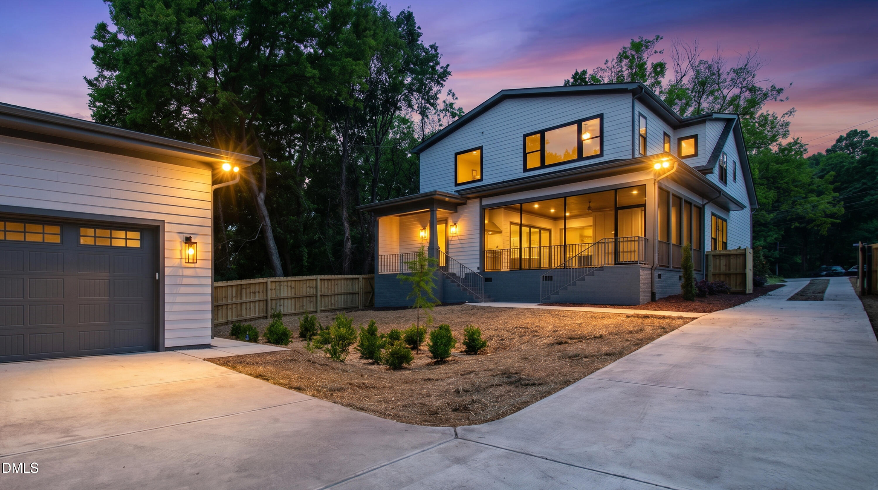 909 Oberlin Road Raleigh, NC 27605 - Photo 39 of 41 Twilight (2) (1)