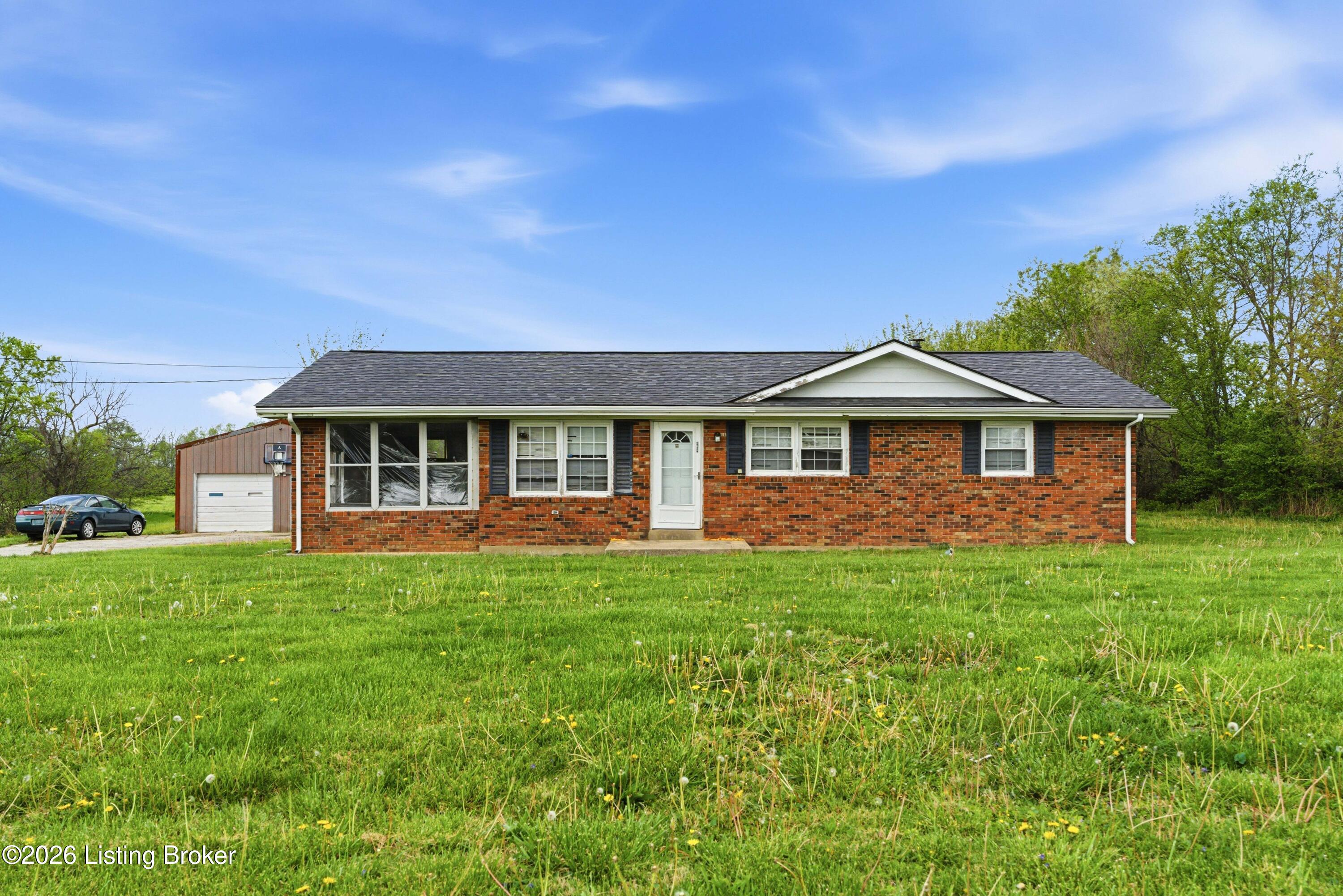 4092 Bagdad Road Bagdad, KY 40003 - Photo 7 of 21 Front