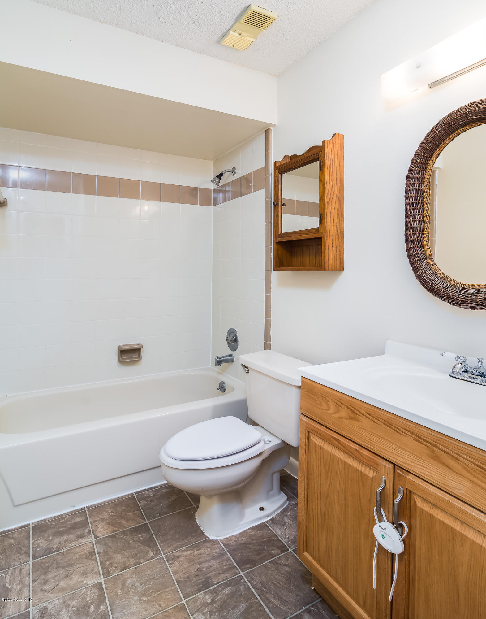 5579 Holden Road Cocoa, FL 32927 - Photo 11 of 14 Guest Bath