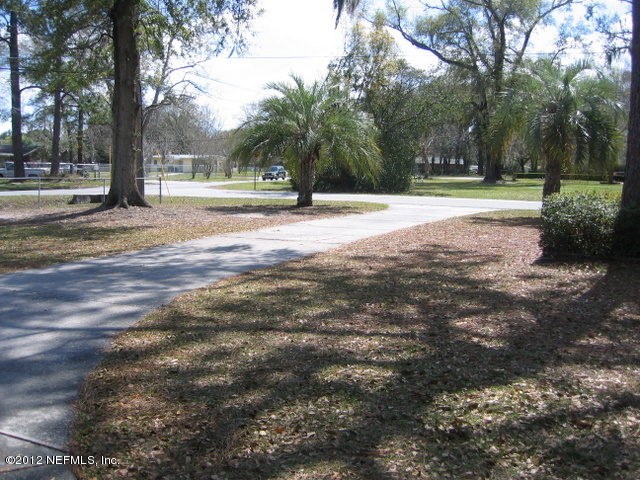 7711 Stillwell Road Jacksonville, FL 32221 - Photo 3 of 34 Driveway