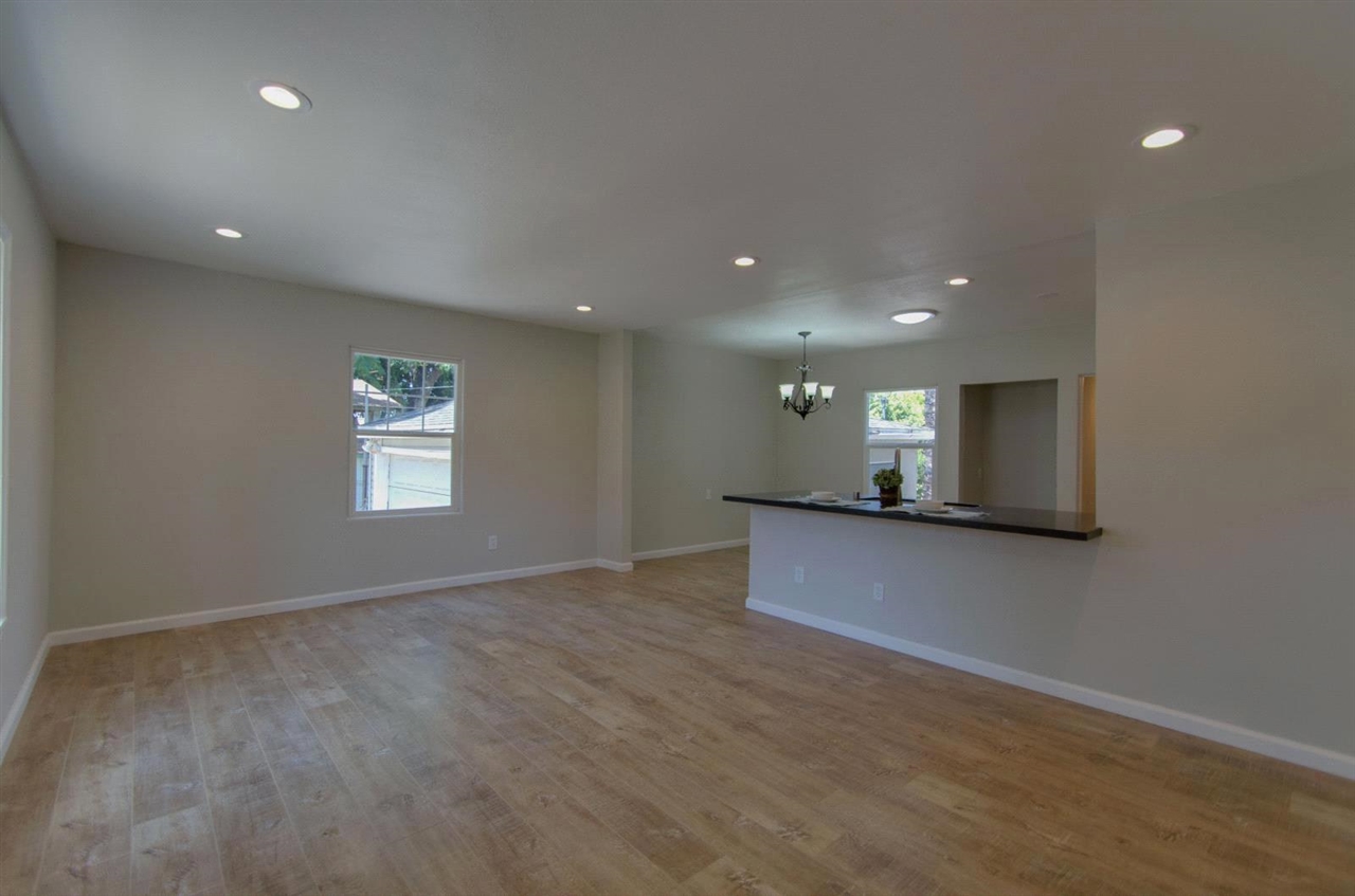 10300 Del Rio Road Spring Valley, CA 91978 - Photo 3 of 19