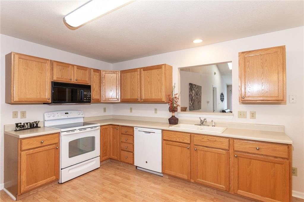 11236 Delight Creek Road Fishers, IN 46038 - Photo 12 of 31 Gallery Image 12