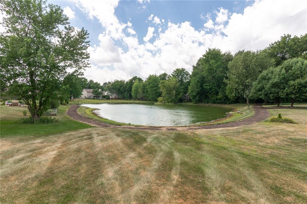 11236 Delight Creek Road Fishers, IN 46038 - Photo 4 of 31 Gallery Image 4