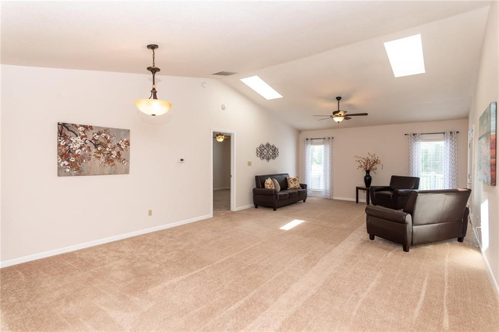 11236 Delight Creek Road Fishers, IN 46038 - Photo 8 of 31 Gallery Image 8