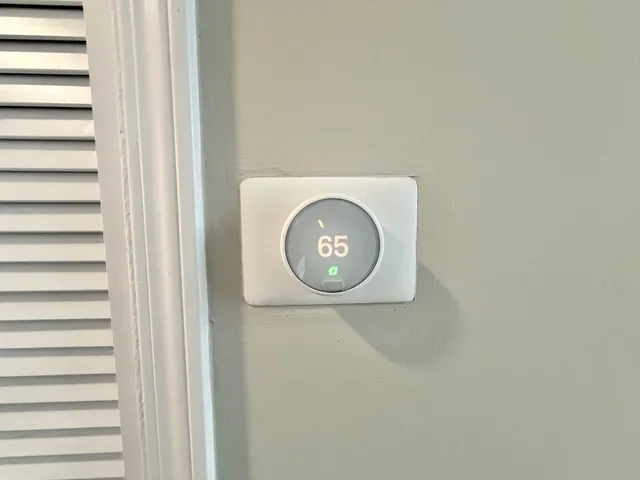 $2,536 | 3433 North Elaine Place, Unit 2R, Chicago, IL 60657