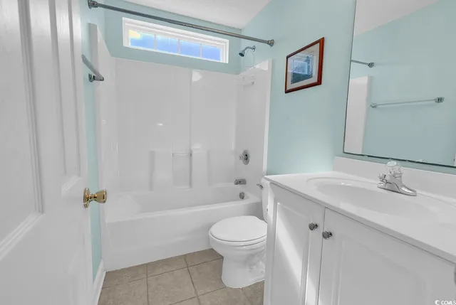 $425,000 | 211 Chesapeake Lane, Murrells Inlet, SC 29576