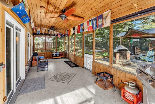 $425,000 | 211 Chesapeake Lane, Murrells Inlet, SC 29576