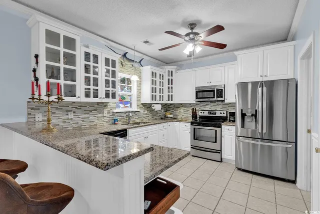 $425,000 | 211 Chesapeake Lane, Murrells Inlet, SC 29576