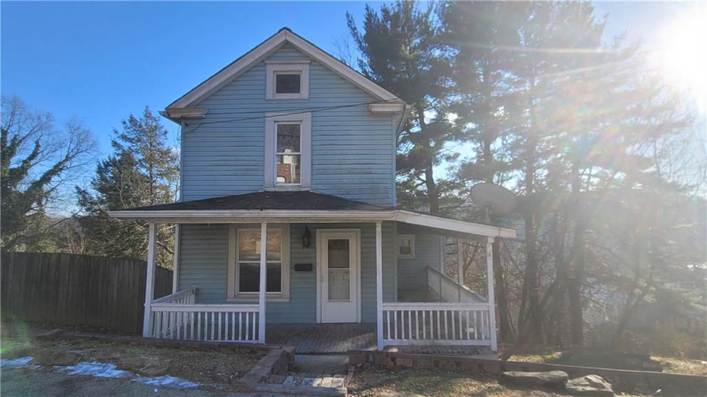 178 Washington Street Freeport, PA 16229 - Photo 2 of 17 a view of a house