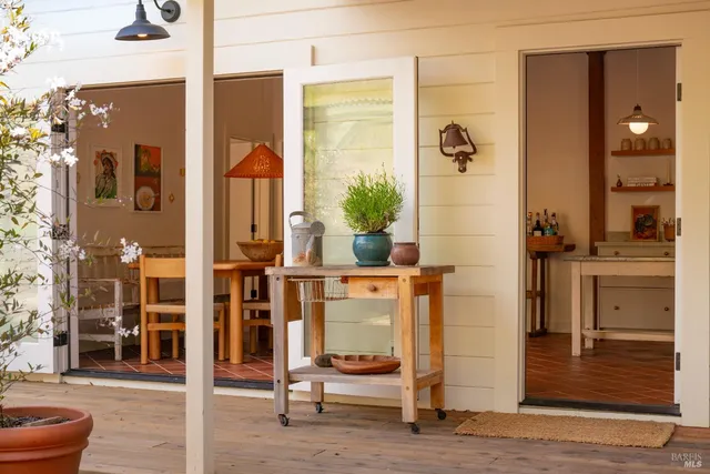 $1,298,000 | 1801 Highway 128, Philo, CA 95466