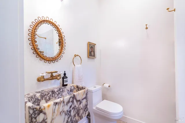 $1,298,000 | 1801 Highway 128, Philo, CA 95466