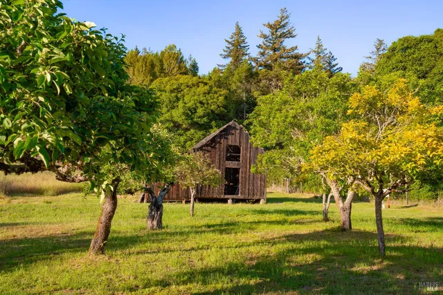 $1,298,000 | 1801 Highway 128, Philo, CA 95466