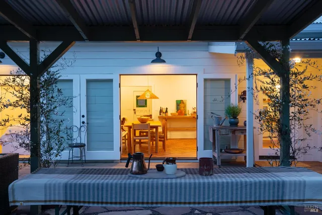 $1,298,000 | 1801 Highway 128, Philo, CA 95466