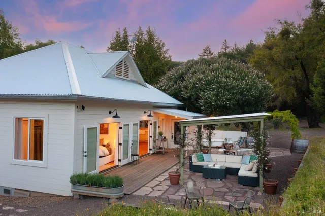 $1,298,000 | 1801 Highway 128, Philo, CA 95466