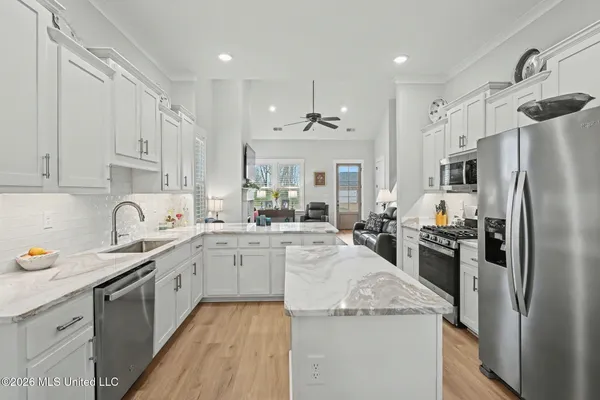 $397,900 | 3847 Swan Cove, Hernando, MS 38632