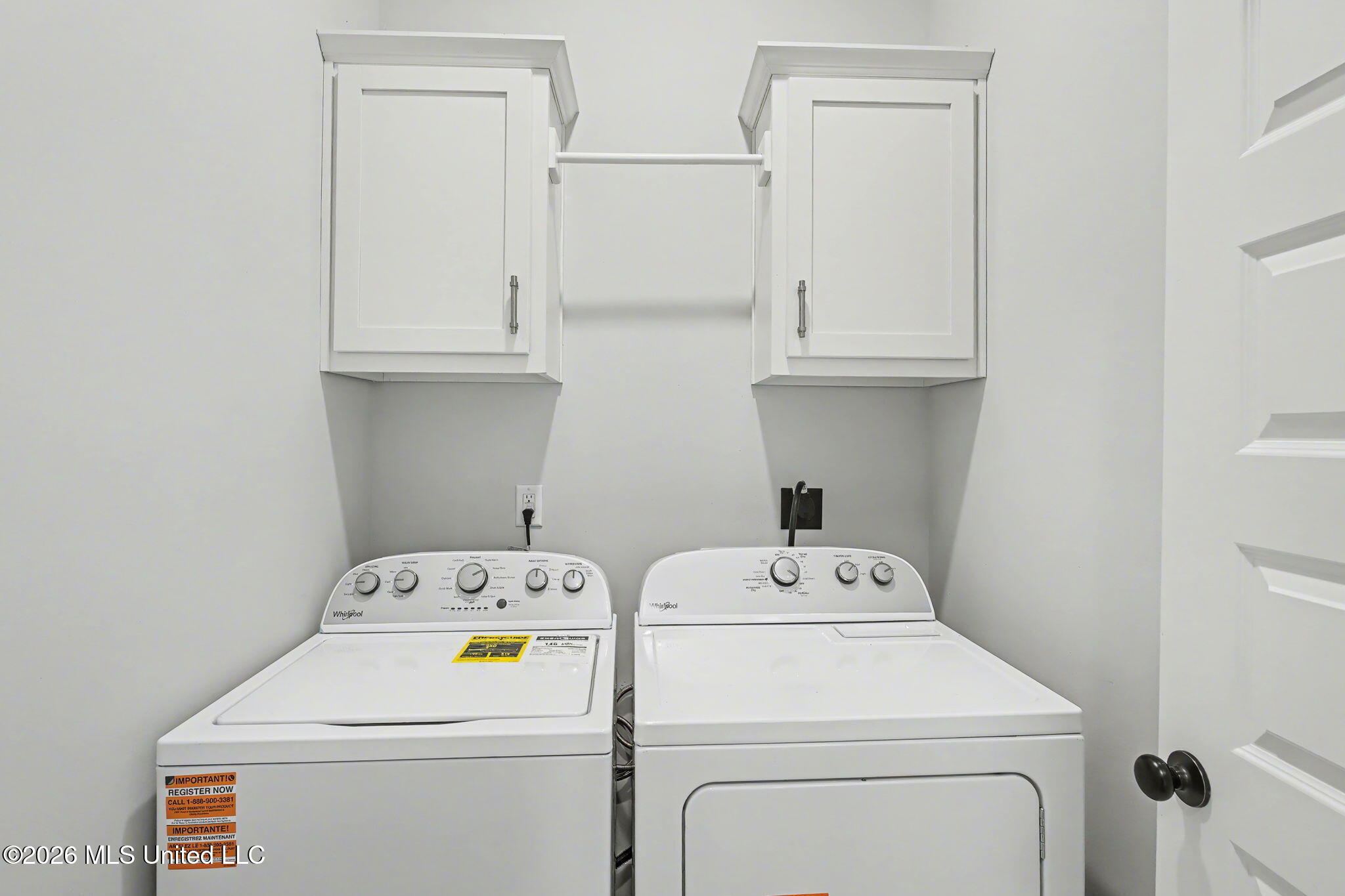 3847 Swan Cove Hernando, MS 38632 - Photo 33 of 50 Laundry Room